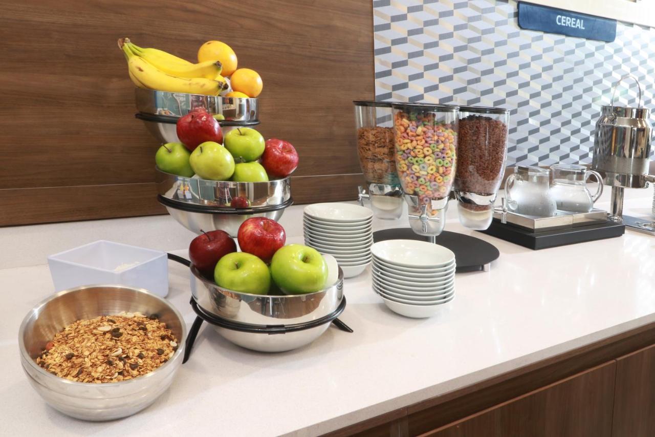 Holiday Inn Express - Monterrey - Fundidora By Ihg Εξωτερικό φωτογραφία